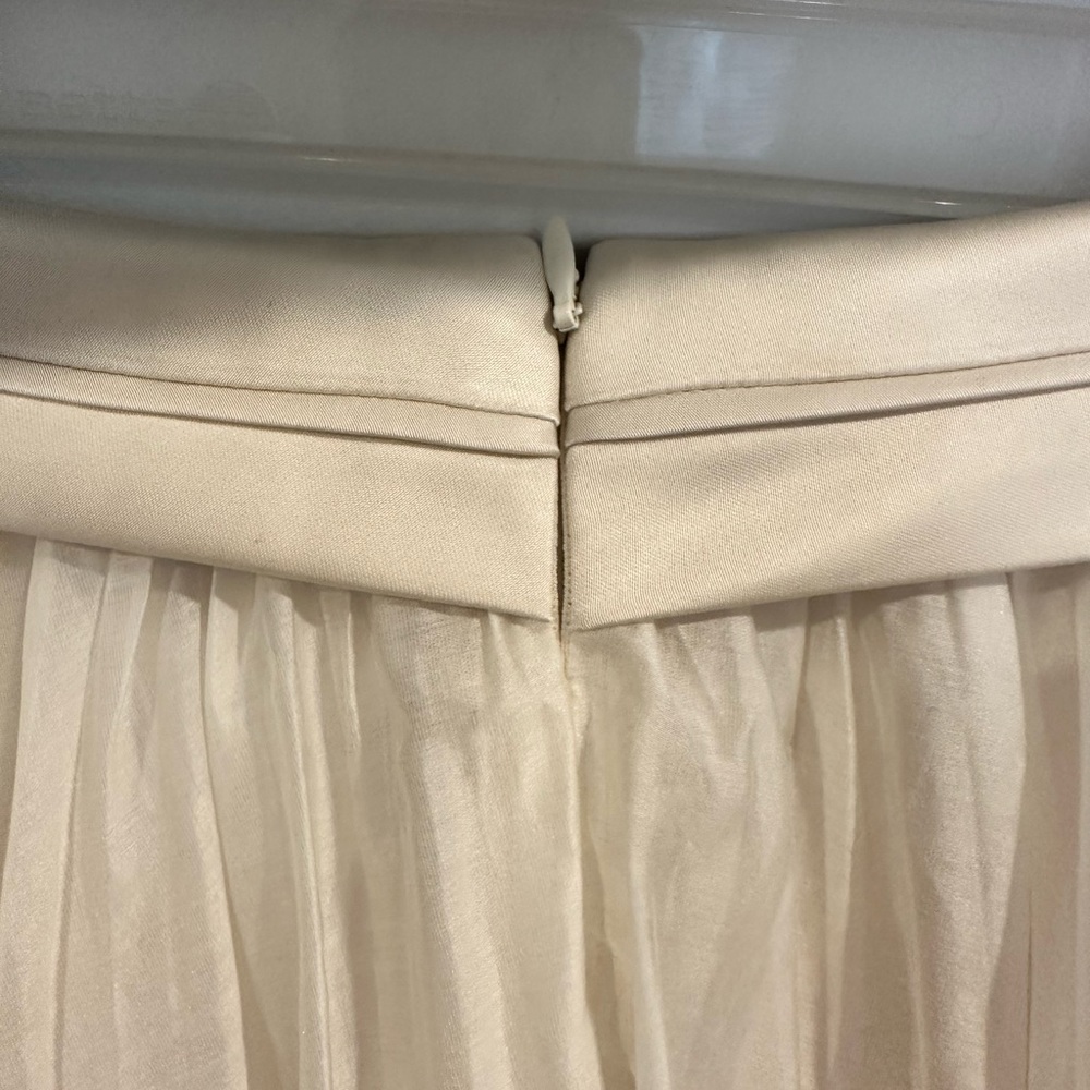 Commense Cream Pleated Maxi Skirt - Picture 5 of 8
